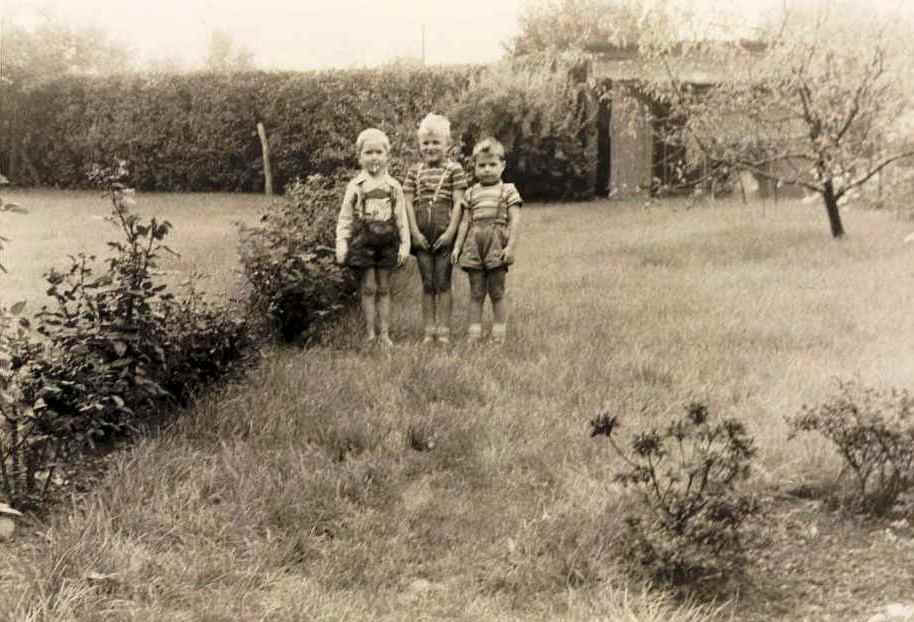 2c-Detlef-Werner-Ralf-1969-01.jpg (175858 Byte)